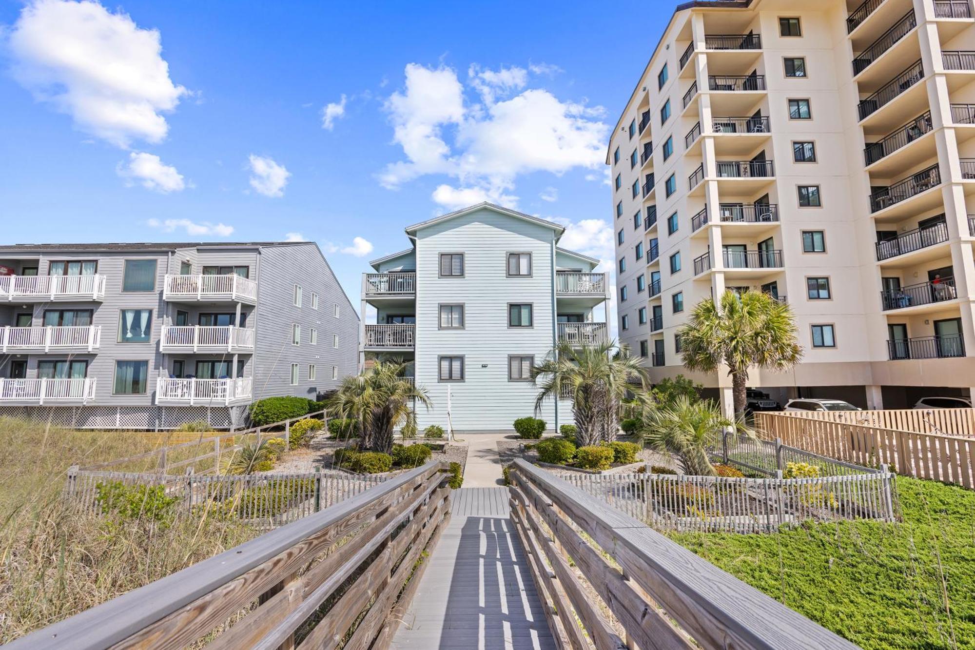 Direct Ocean Front 3br/2ba Dog Friendly **oceanfront** * Myrtle Beach