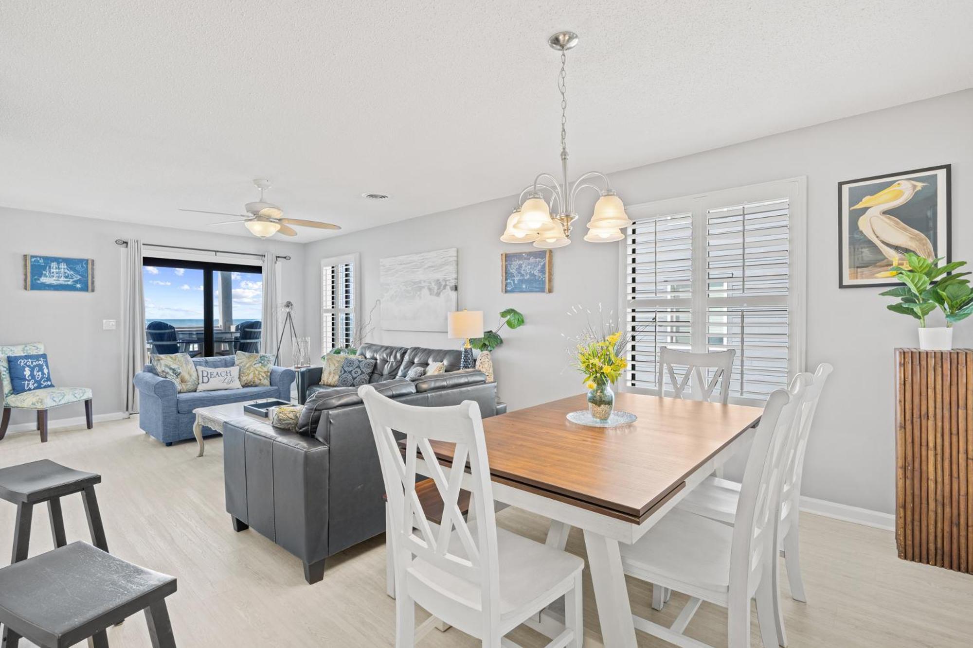 Apartment Direct Ocean Front 3br/2ba Dog Friendly **oceanfront**